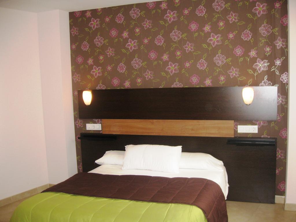 Apartamento Medina Reyes Catolicos