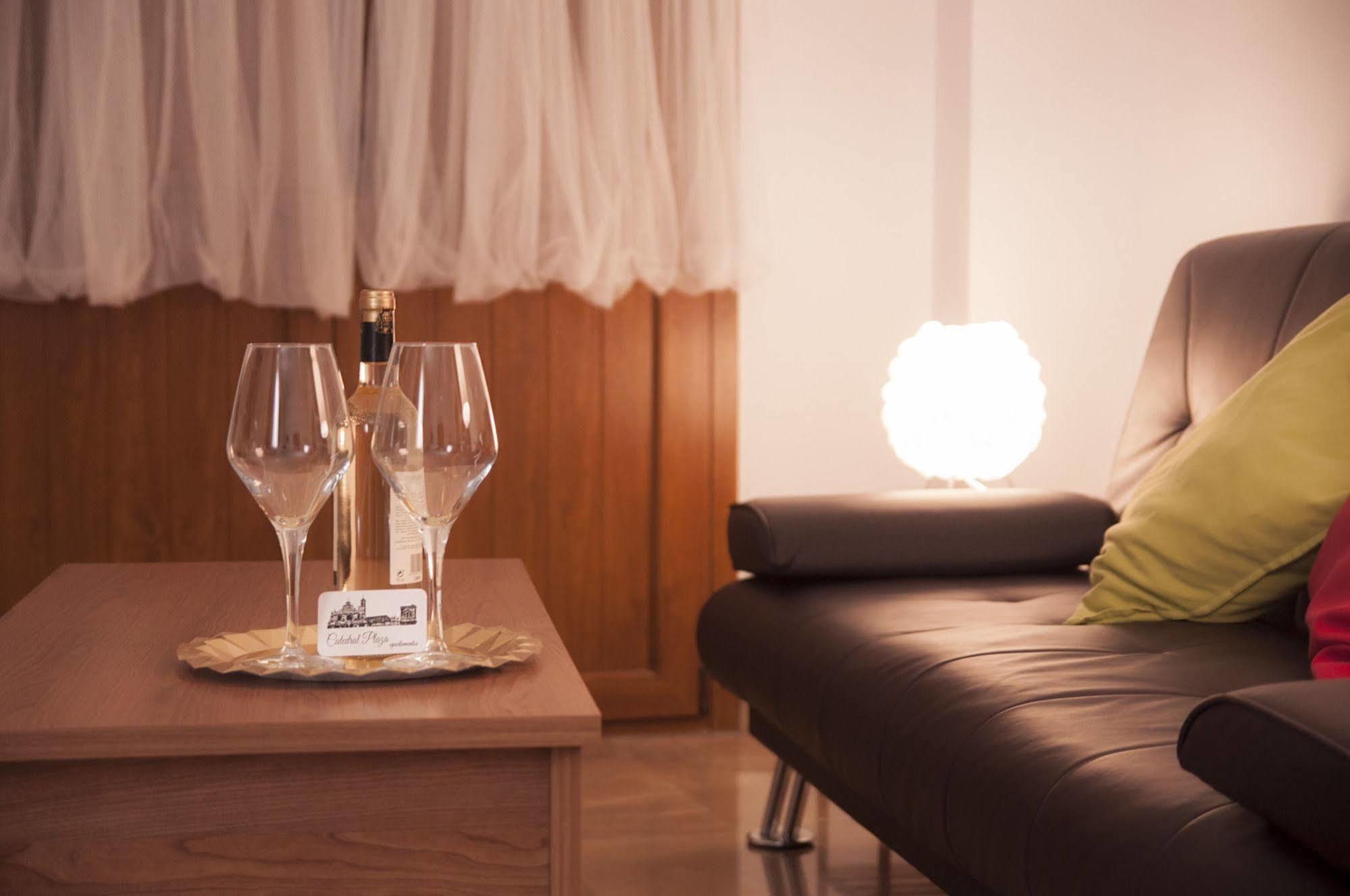 Apartamento Catedral Plaza 3000 Granada