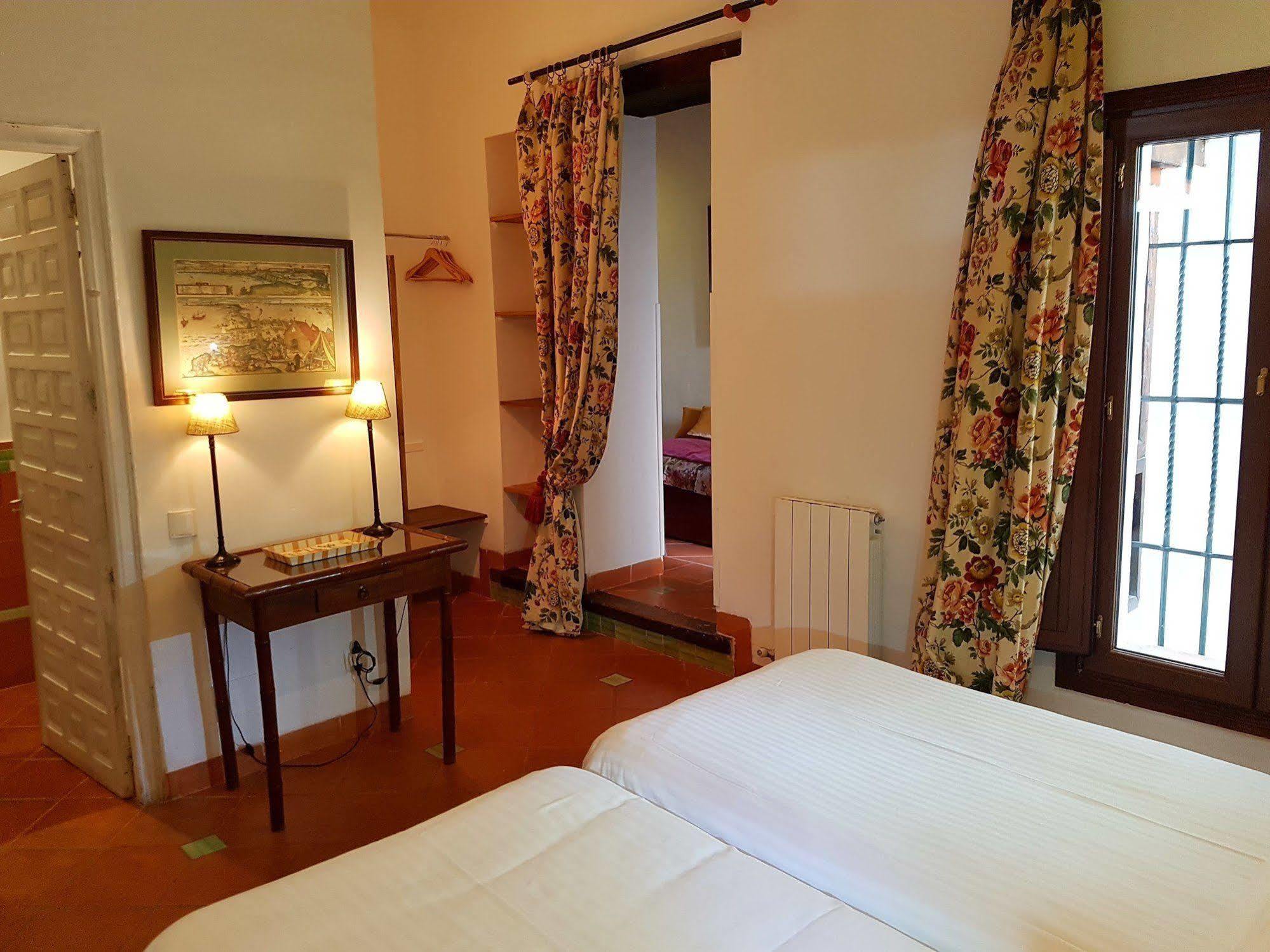 Bed and breakfast Palacio Del Cobertizo De Santa Ines Granada