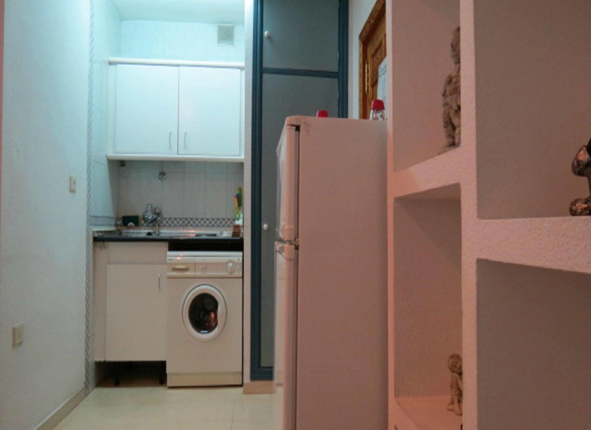 Comet Almona Apartamento *