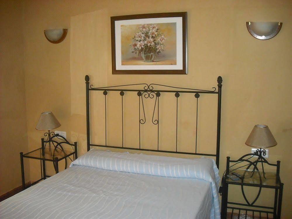 Montes Hotel
