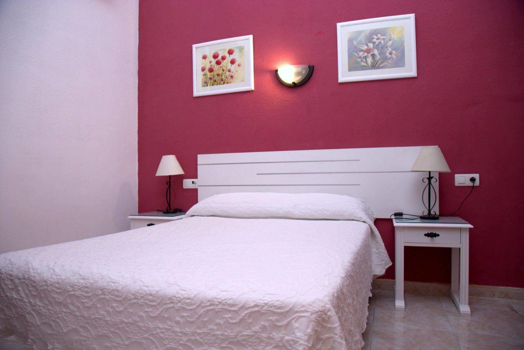 Montes Hotel