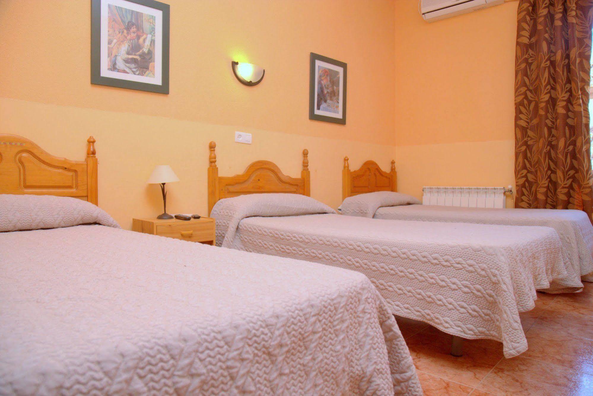 Montes Hotel