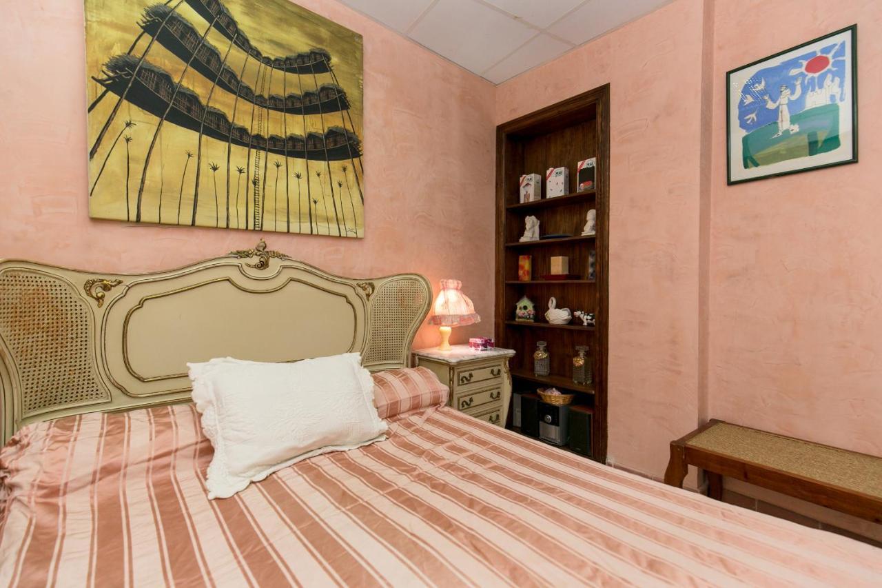 Charming Andalusian House - Free Parking Granada