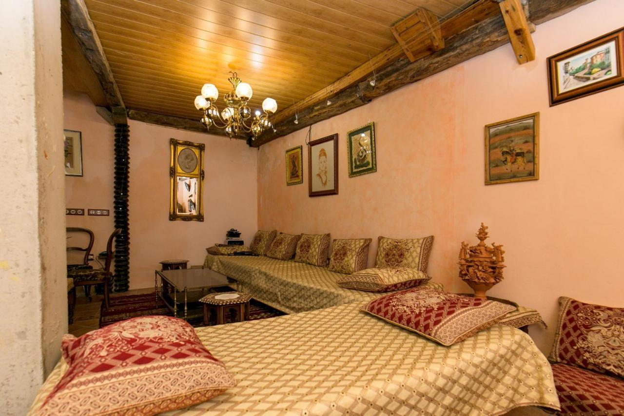 Charming Andalusian House - Free Parking Granada
