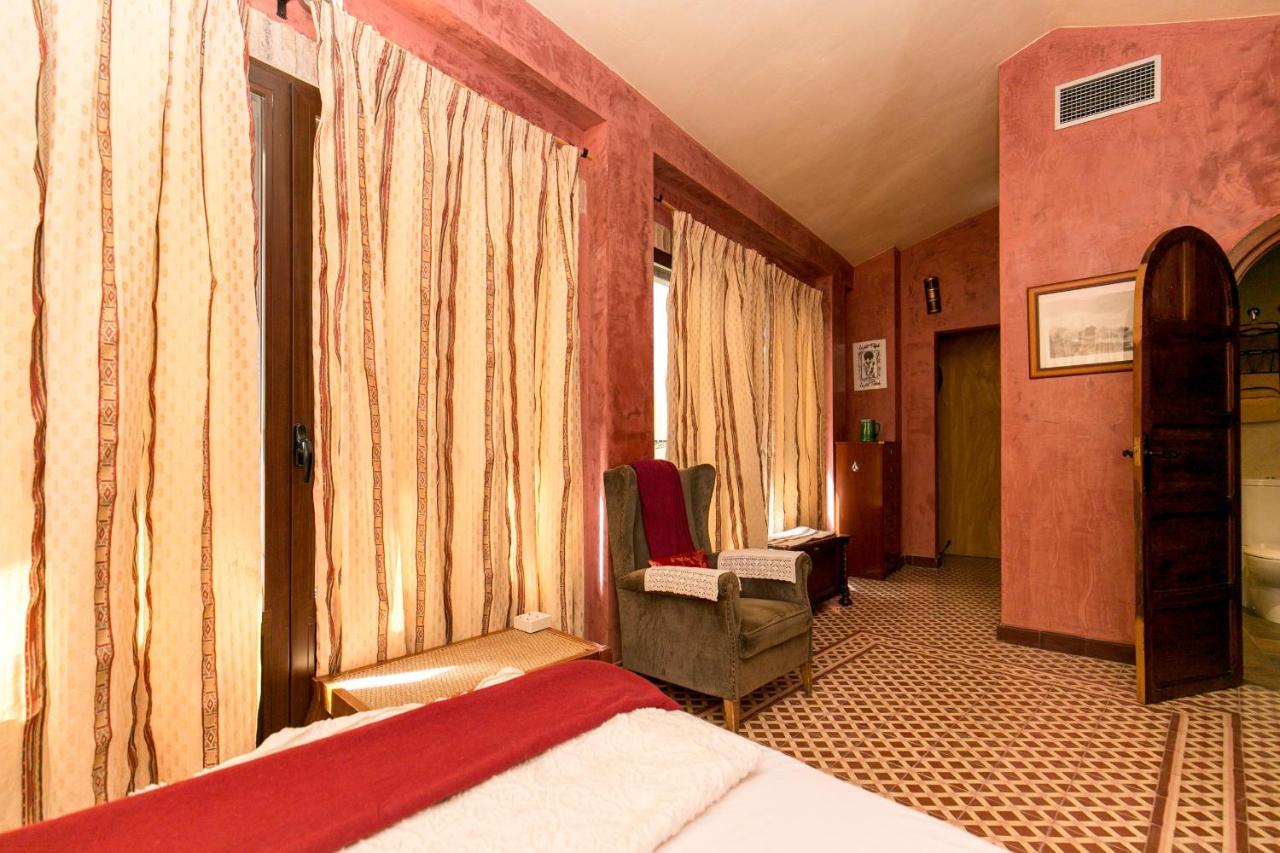 Holiday home Charming Andalusian House - Free Parking Granada