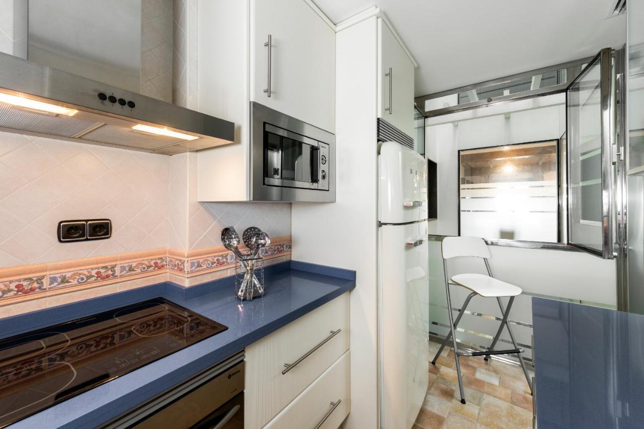 Genteel Bib Rambla *