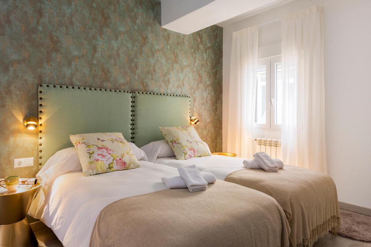 Apartment Genteel Mano De Hierro *