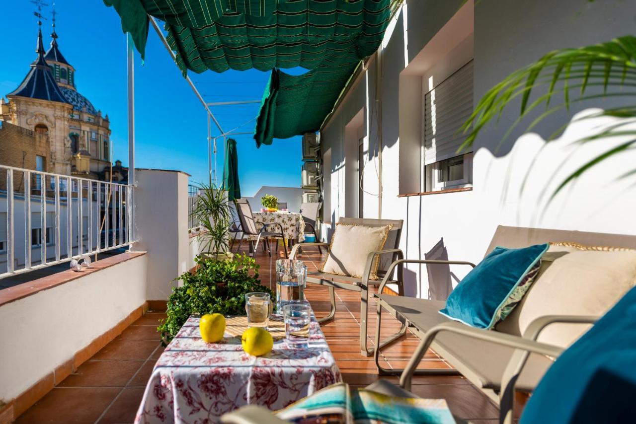 Genteel Mano De Hierro Apartment *