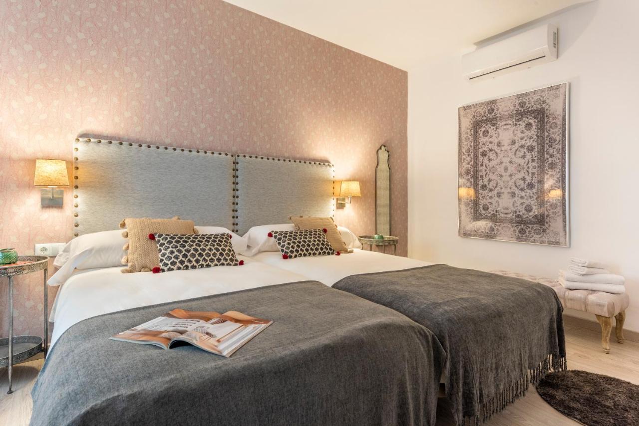 Genteel Mano De Hierro Apartment Granada