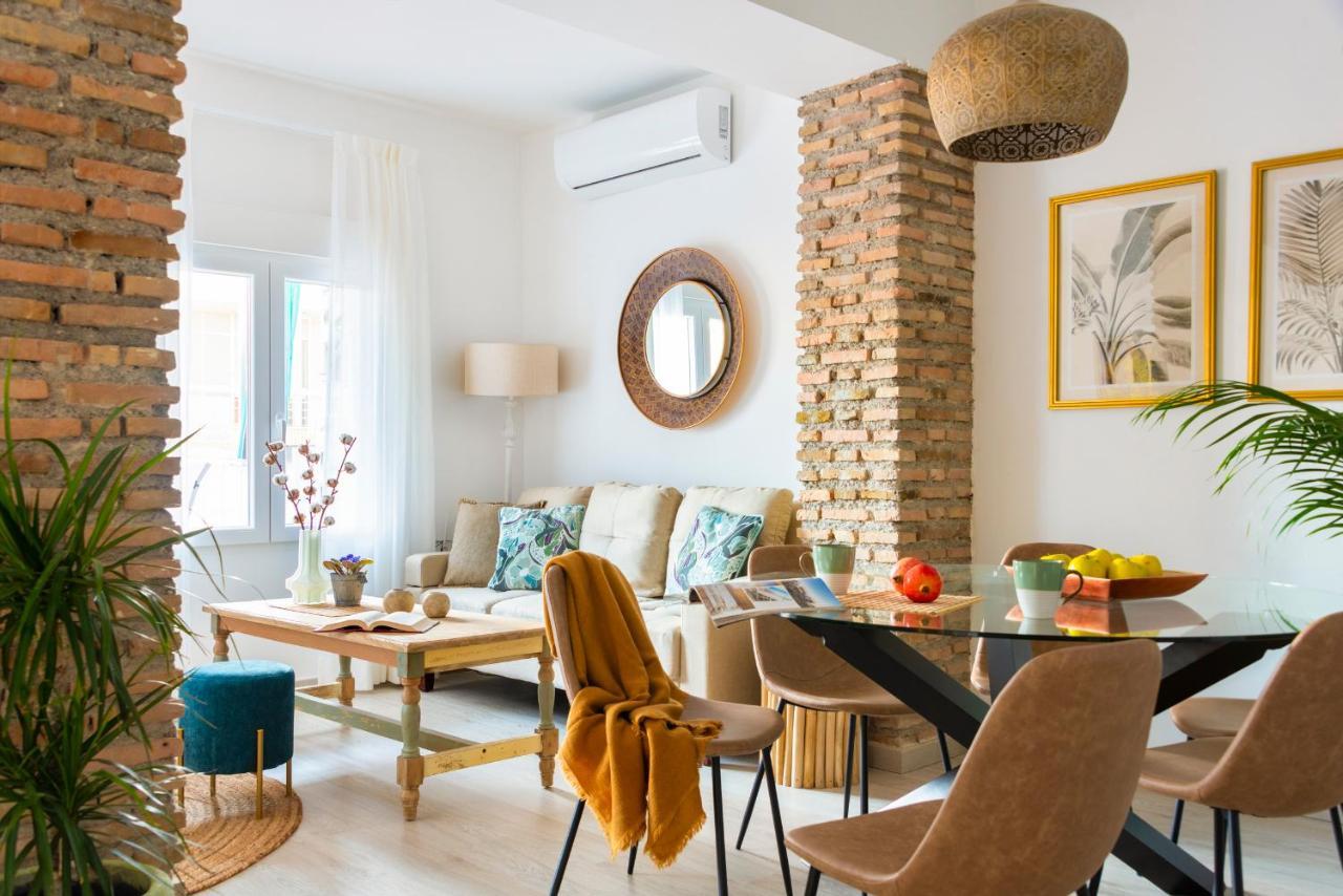 Genteel Mano De Hierro Apartment *
