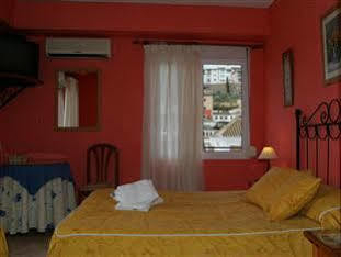 Londres Hotel *