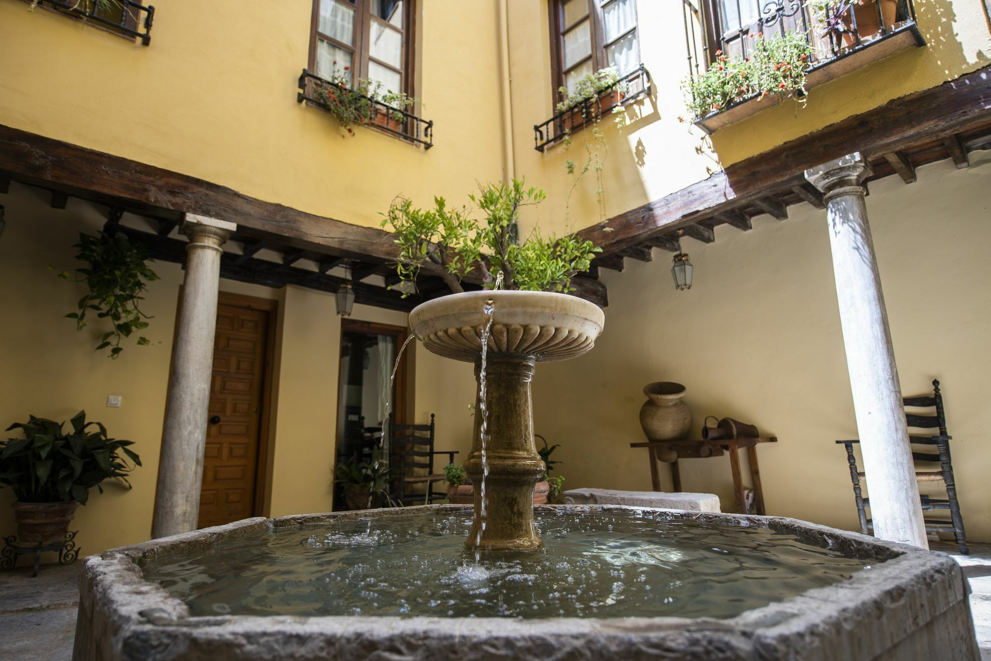 Alh Patio * Granada