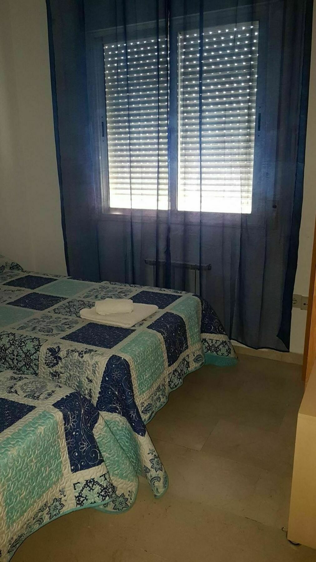With 4 Bedrooms In Granada, With Wonderful View, Furnis Apartamento
