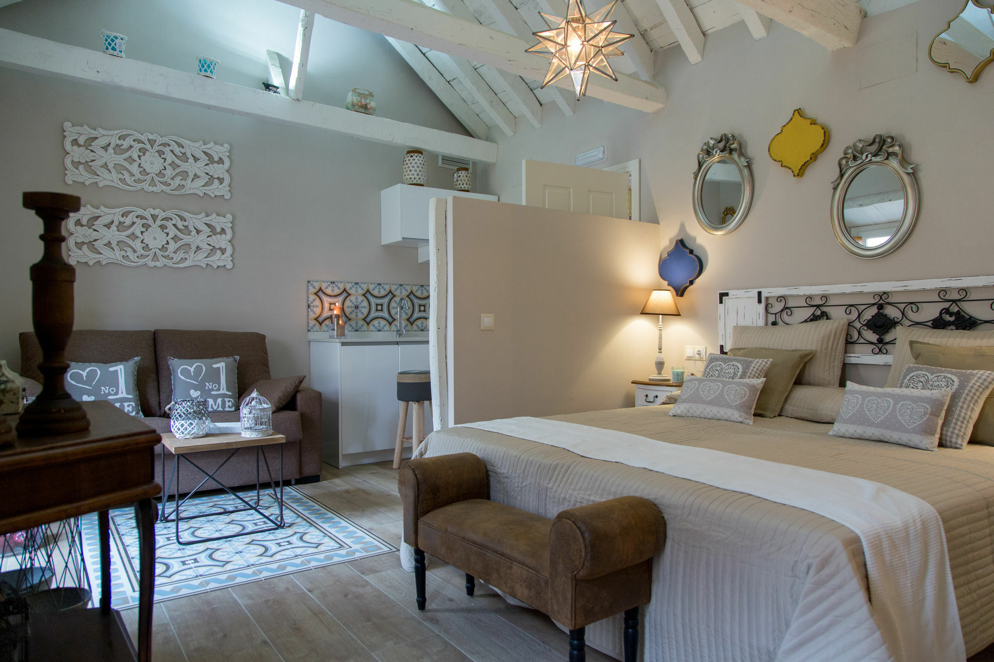 Palacio Almagra Apartment *