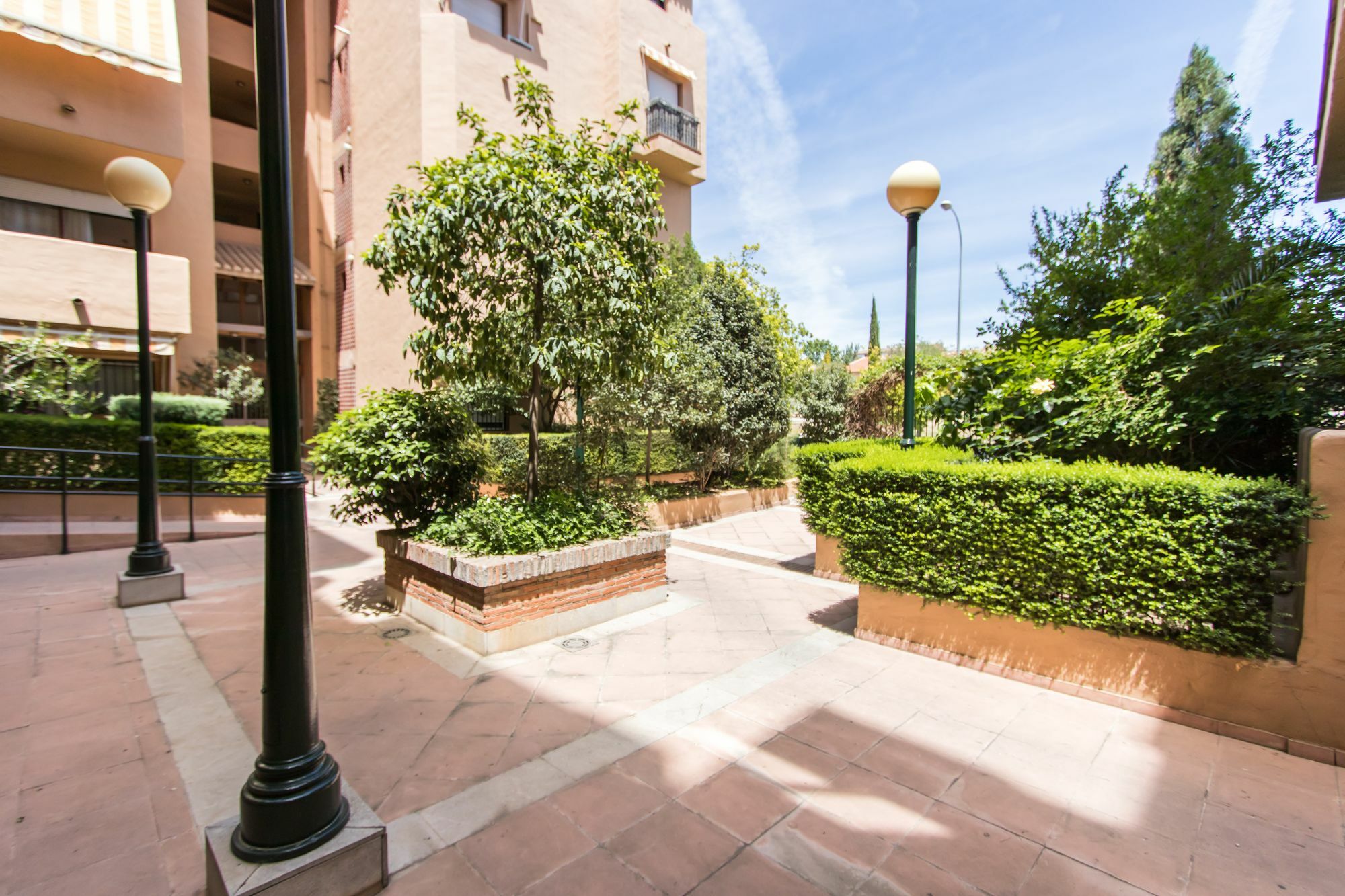 Almunia * Granada