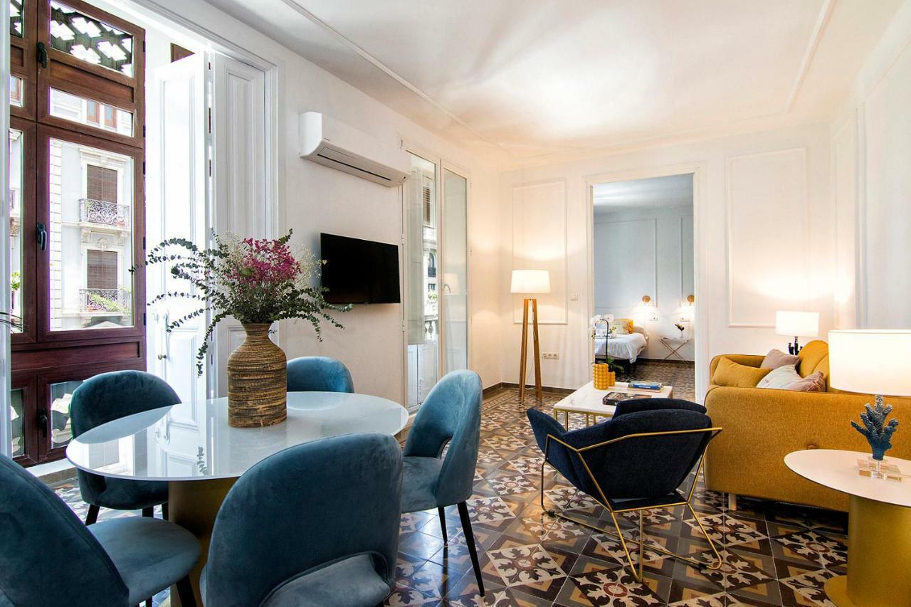 Apartamento Gran Via Luxury 3br *