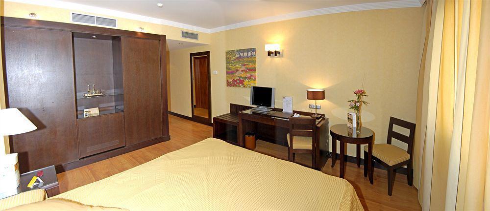 Hotel Occidental Granada
