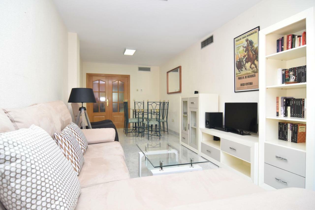 Apartamento Plaza De Toros Apartamento Granada