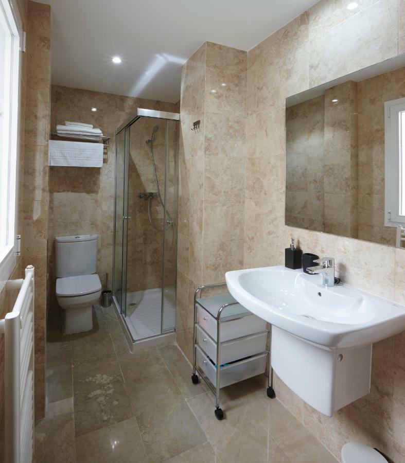 El Duque Apartment Granada