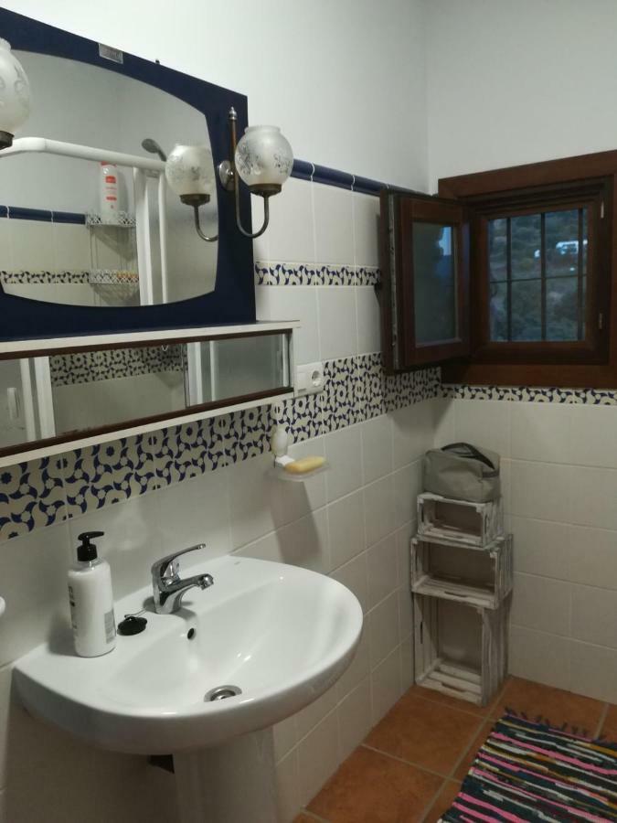 Country house Cortijo El Cerrillo *