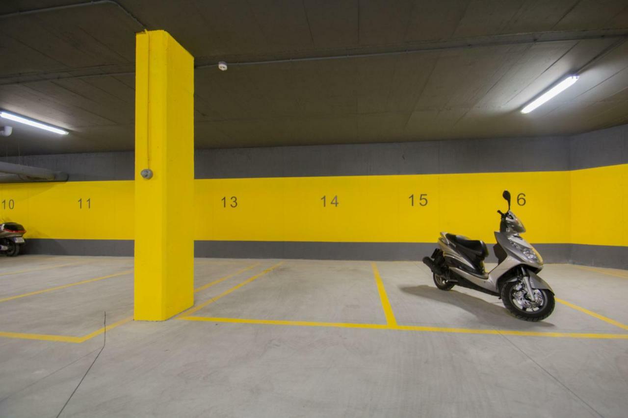 Enjoygranada Arabial 5a - Pool & Free Parking Apartment *