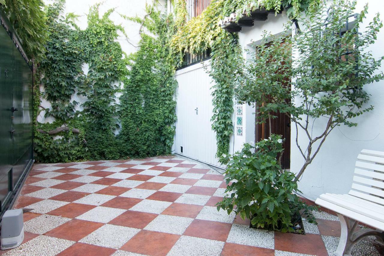 Tuguest Pool House Albaicin * Granada