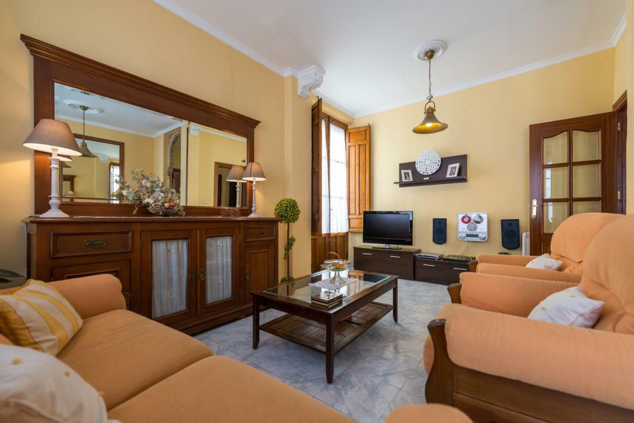 Flor De Lis Apartment Granada