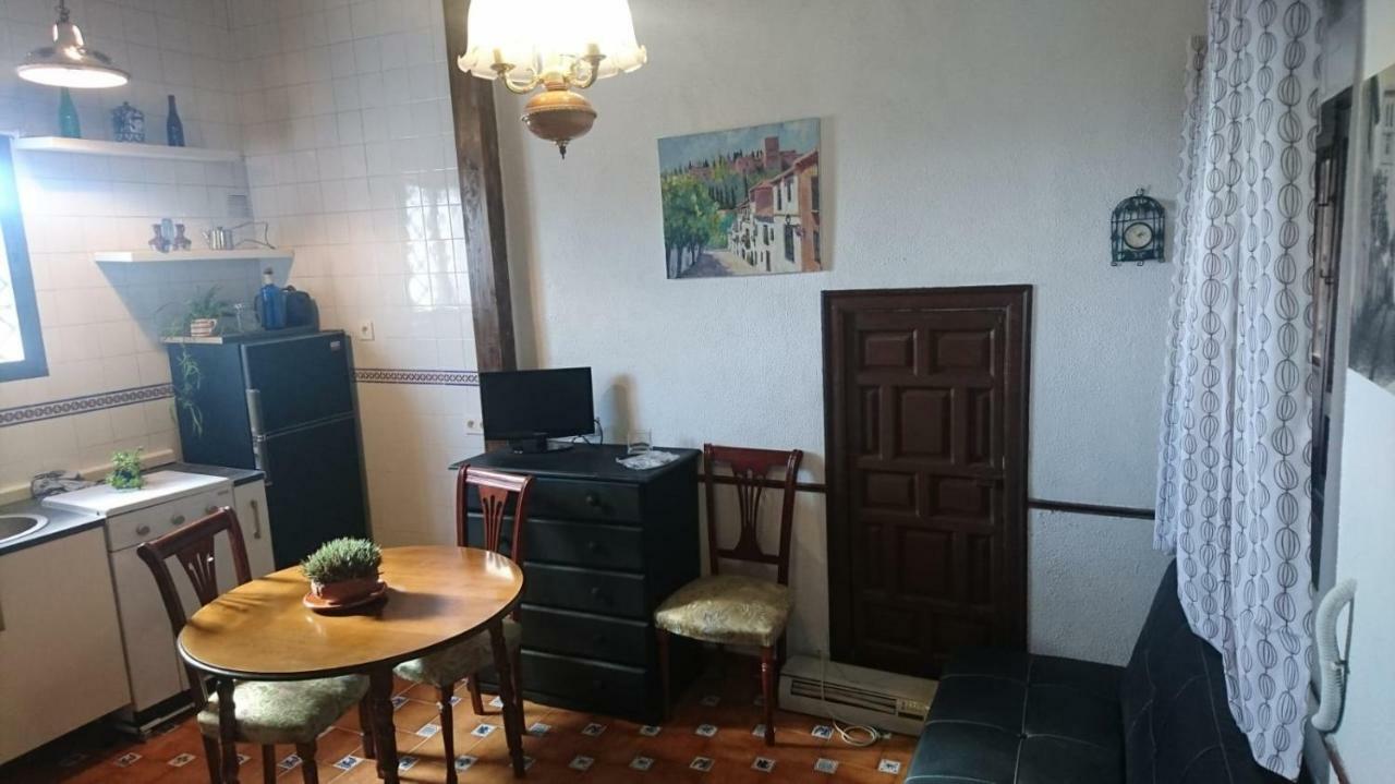 La Casita De *