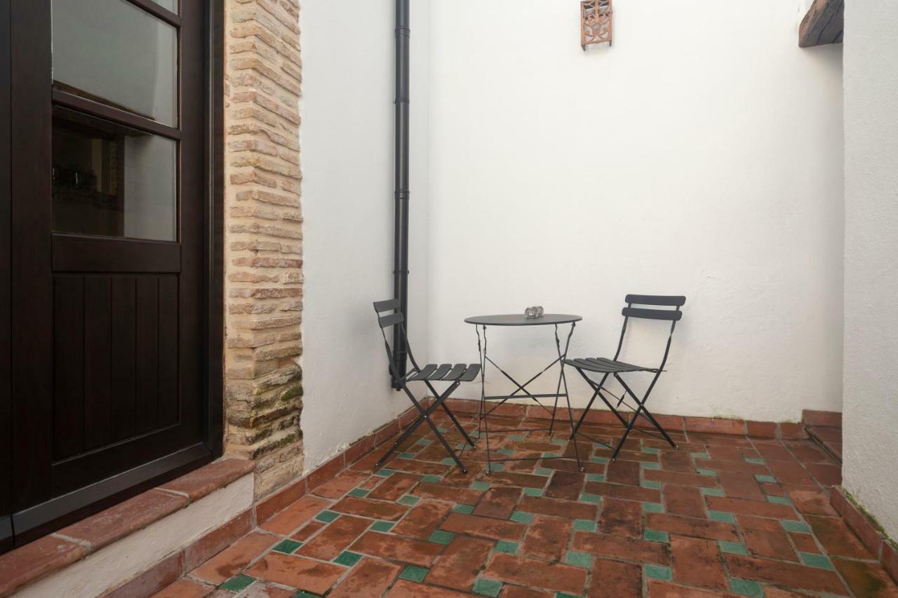 Patio Del Olivo