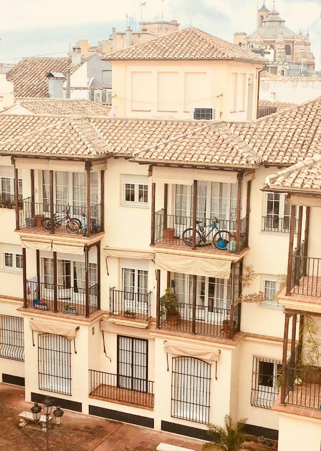 Cuesta Rodrigo Del Campo 8 2a * Granada