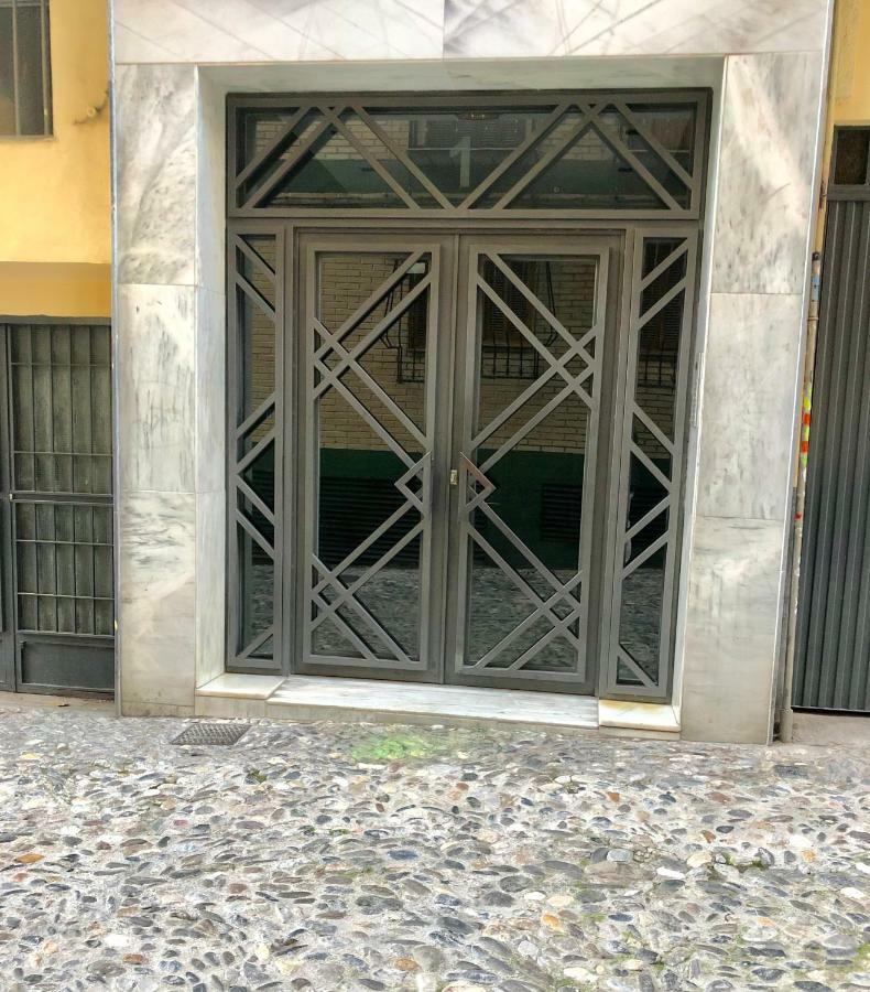 Tuanfitrion Loarte Apartamento *