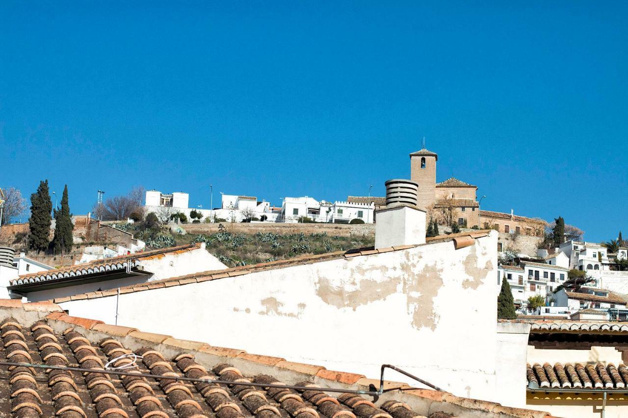 Tuanfitrion Loarte Granada