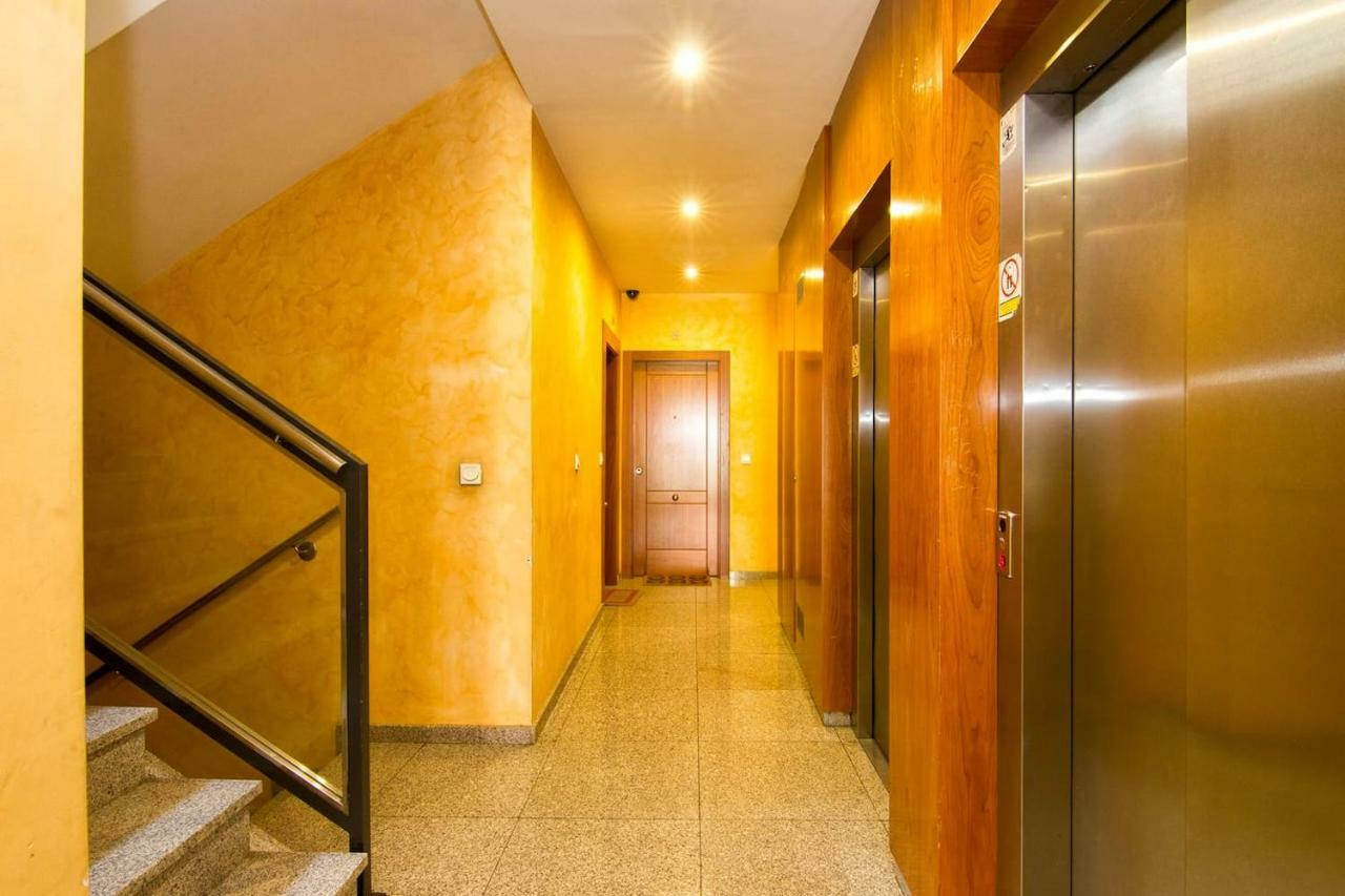 Apartment Forum-ciencias Con Piscina, Gym & Parking