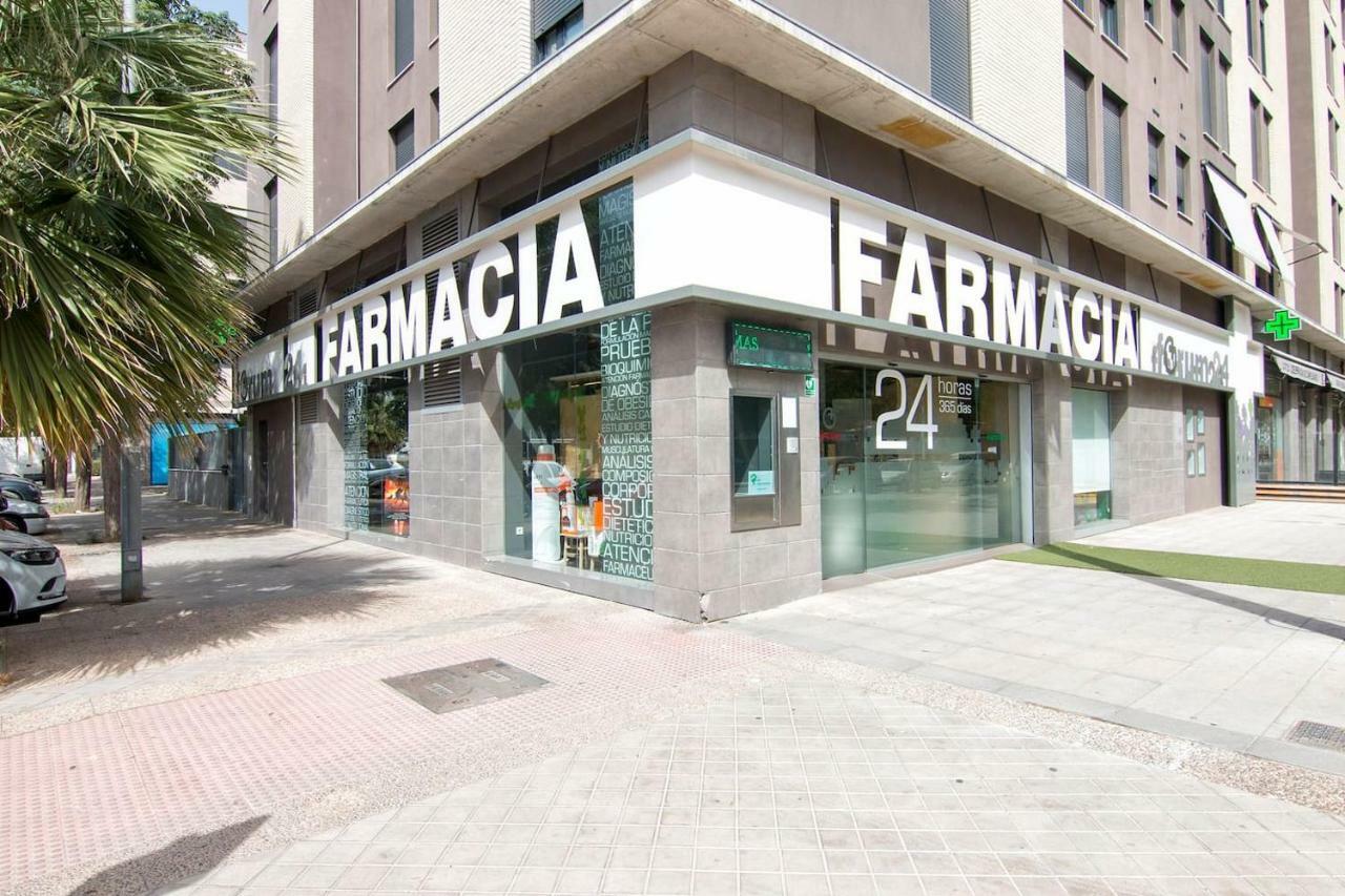 Forum-ciencias Con Piscina, Gym & Parking Apartment