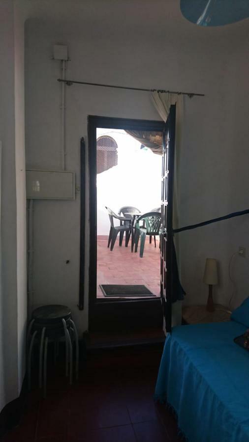 La Casita De *