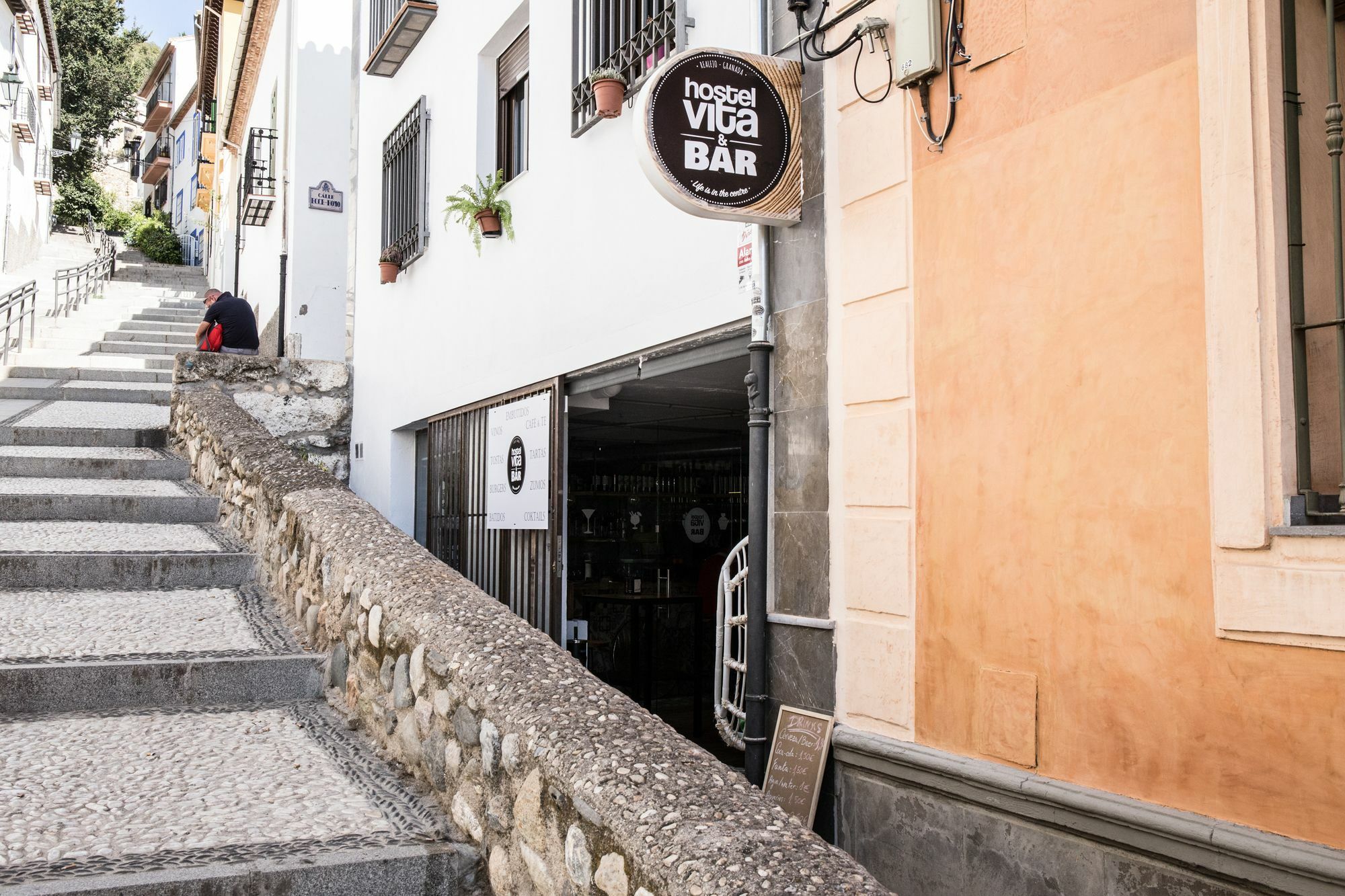 Hotel & Bar 3*
