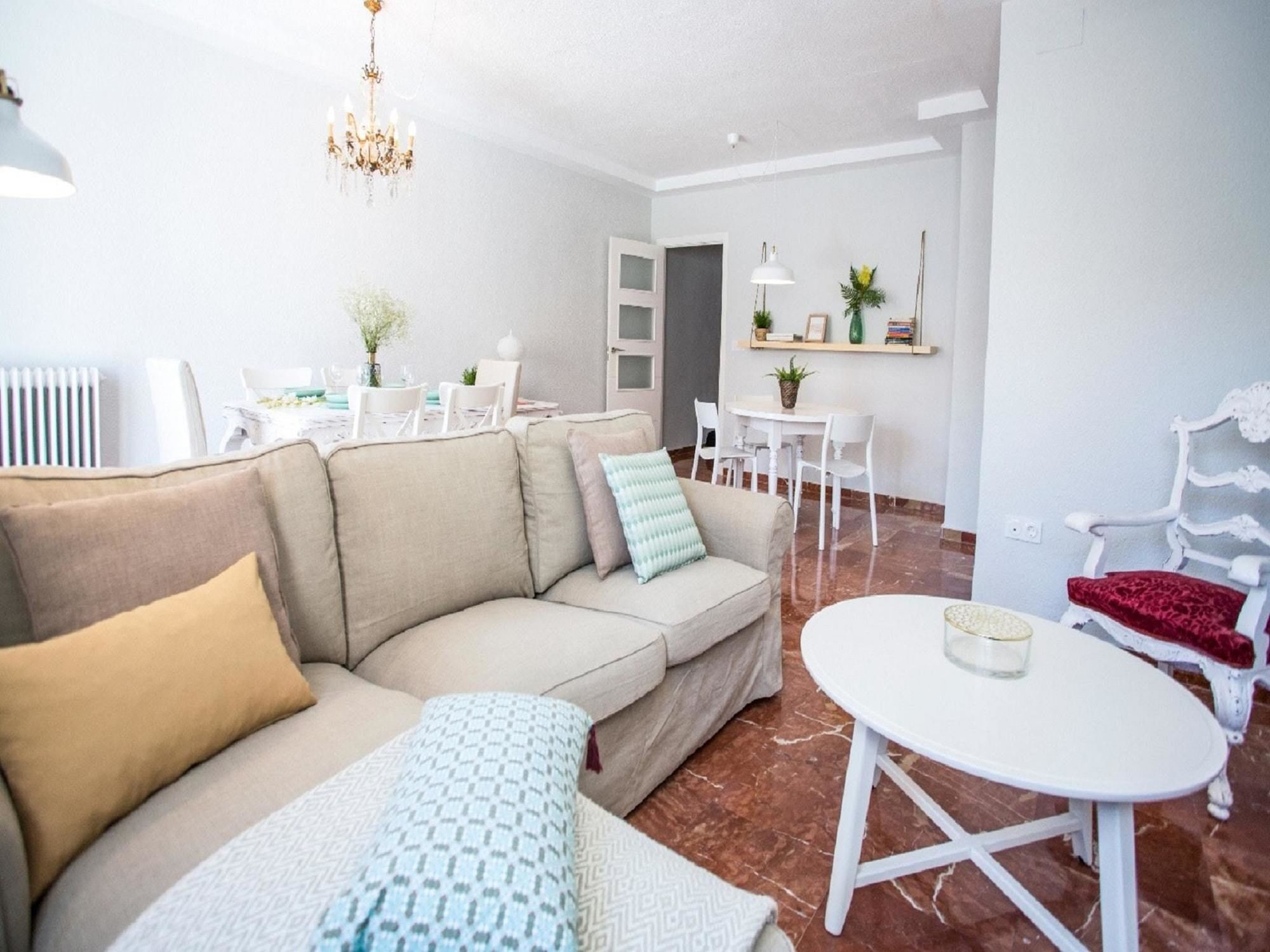 Apartamento With 4 Bedrooms In Granada, With Wonderful View, Furnis *