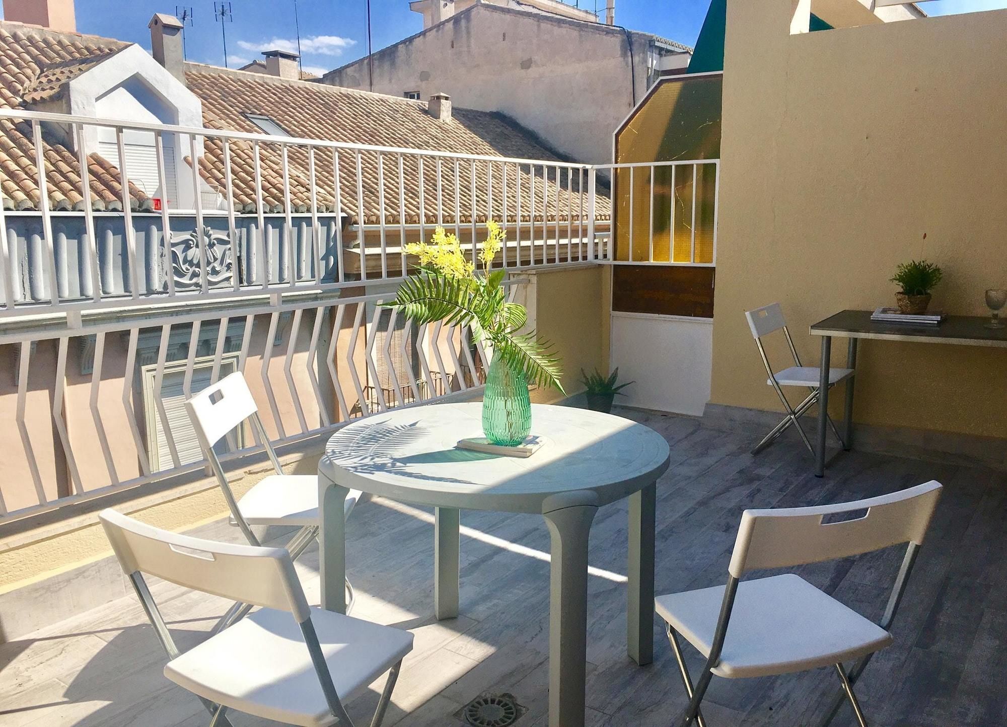 With 4 Bedrooms In Granada, With Wonderful View, Furnis *