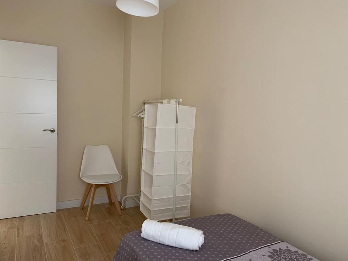 Apartamento En Granada Con Facil Aparcamiento En La Zona Holiday home *