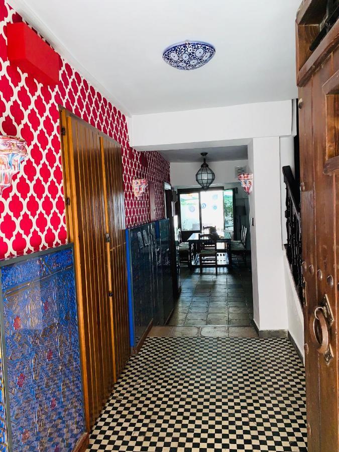 Arab House D' Oro Alhambra Center
