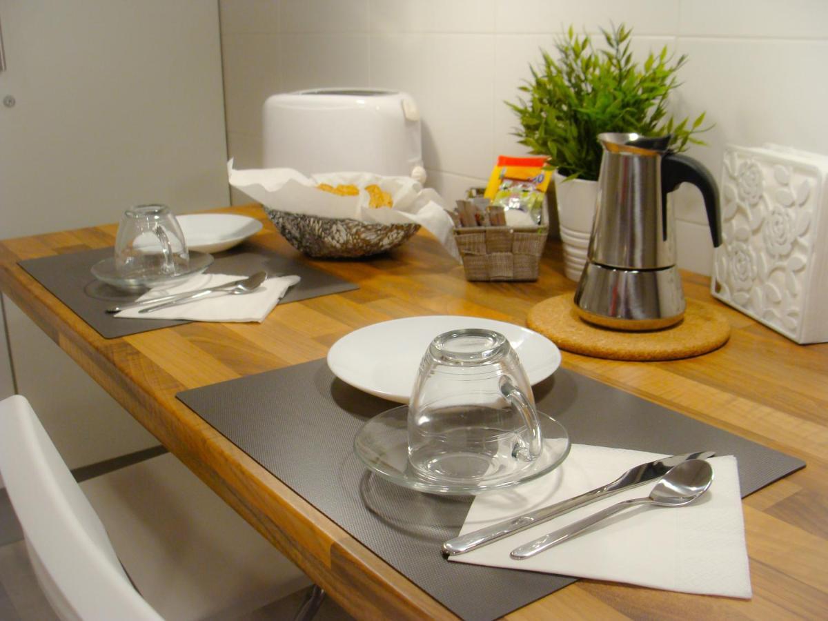 Apartamento Blanco Esquí Y Alhambra. Garaje Privado Granada