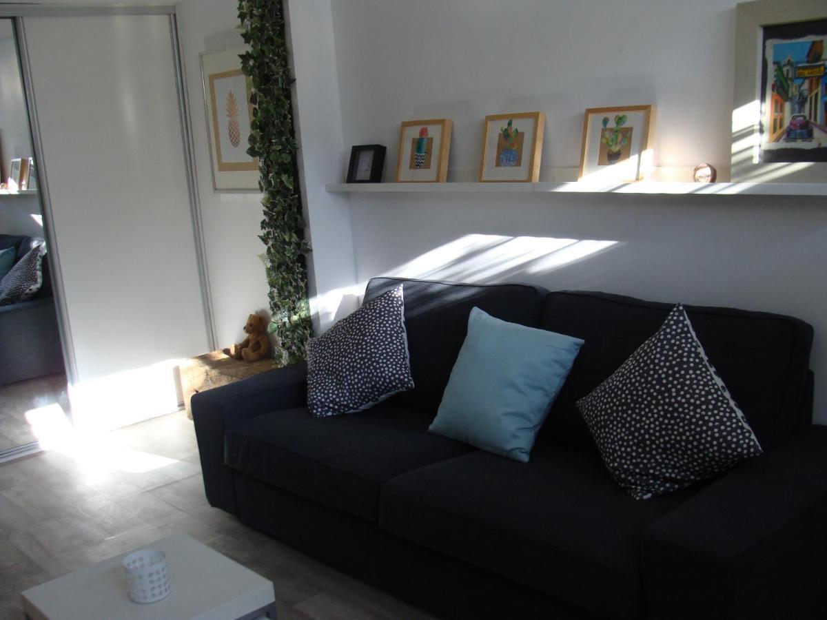 Apartamento Blanco Esquí Y Alhambra. Garaje Privado