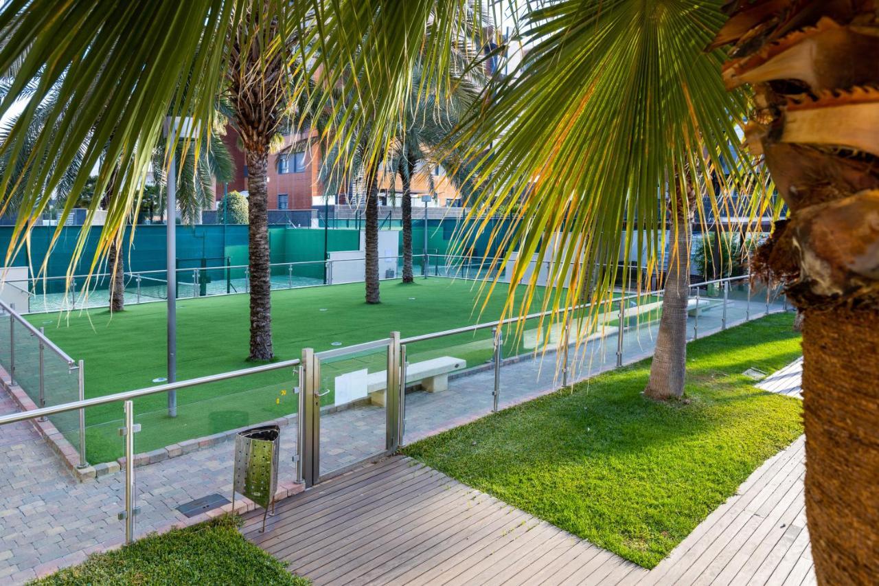 Forum-ciencias Con Piscina, Gym & Parking