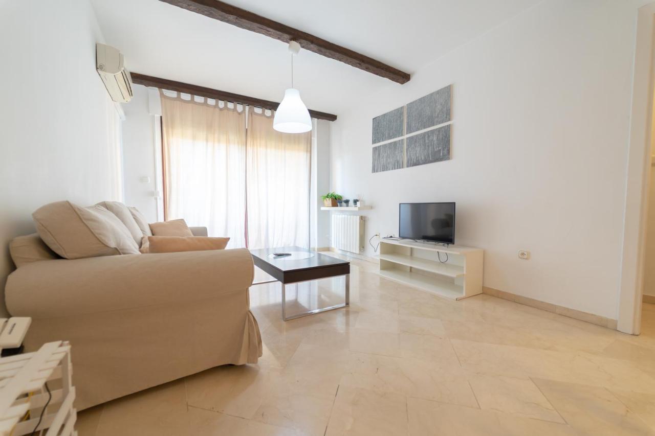 Almunia Apartment