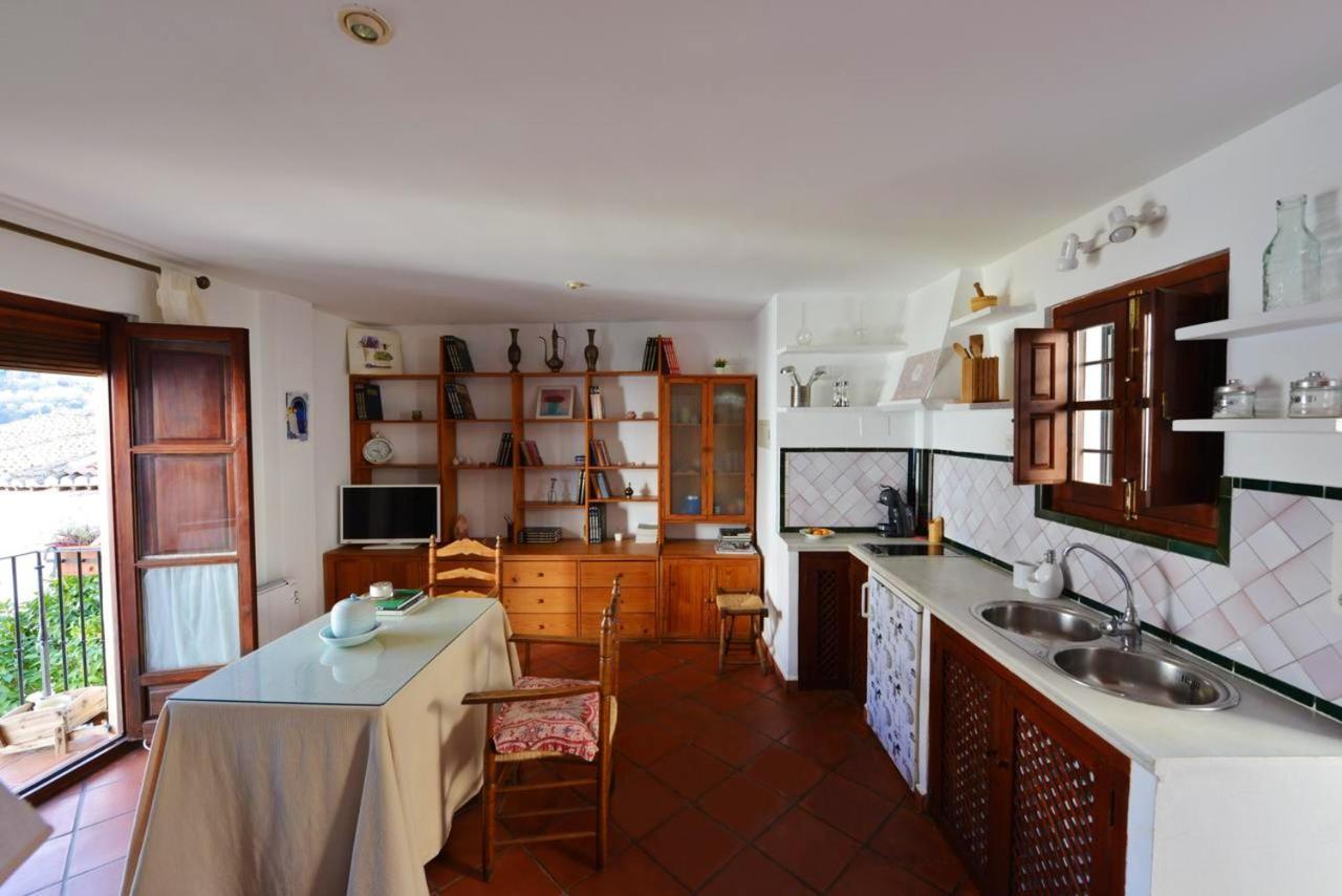 Callejón Del Aljibe De Trillo Apartamento *