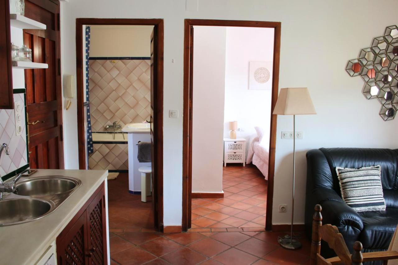Callejón Del Aljibe De Trillo Apartamento