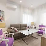 Tuguest Station 2 Apartment