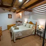 Casa Cuesta del Álamo. Vistas frente Puente Lata