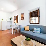 Home4U Casa Del Tesoro I
